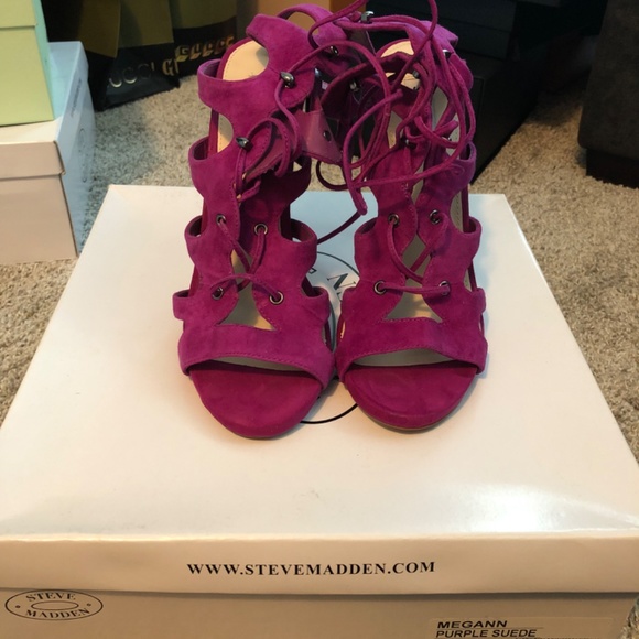 Steve Madden String Up Heels - Picture 2 of 3